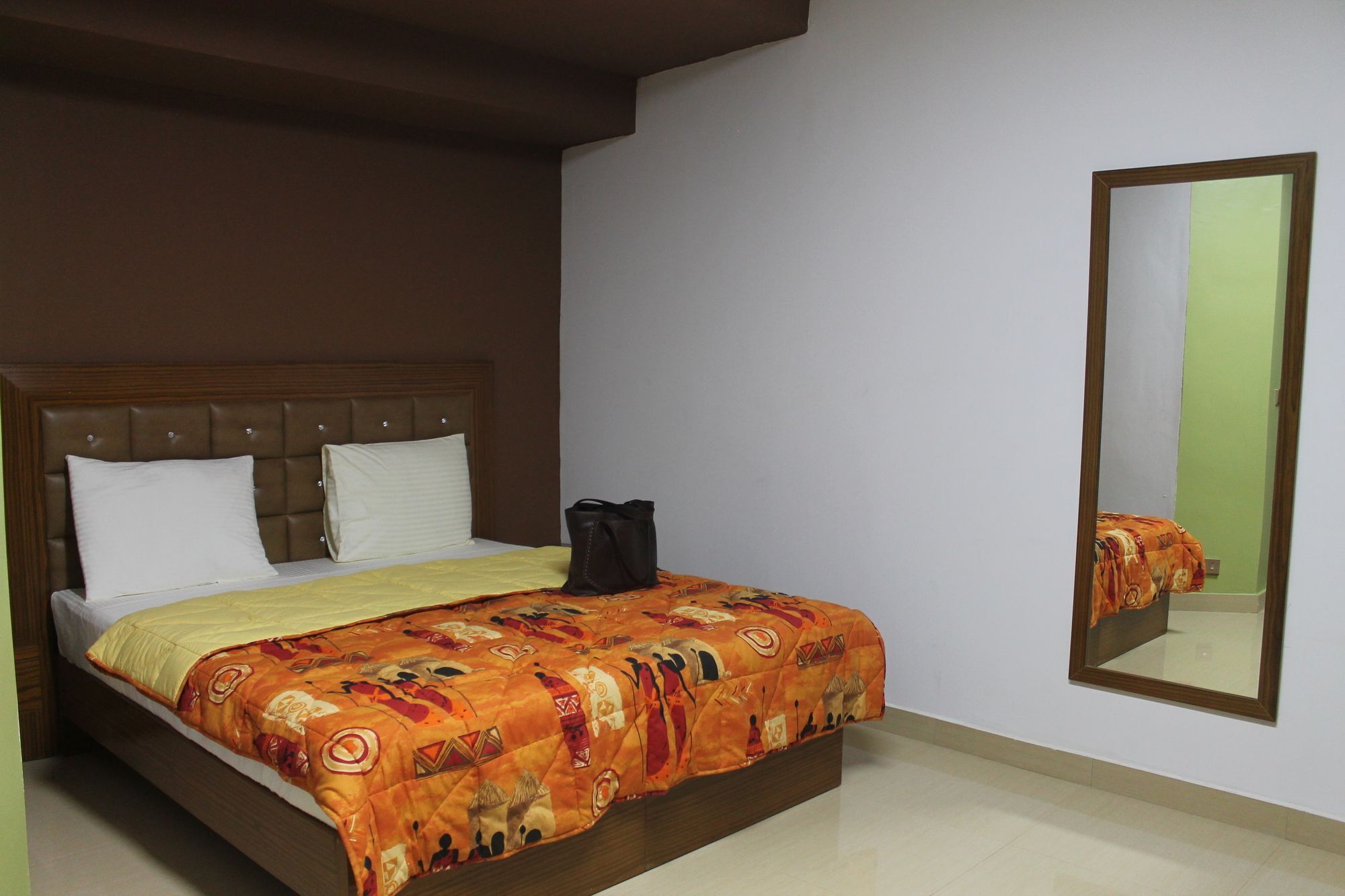 Wakola Hotel Cheikh Anta Dakar Esterno foto